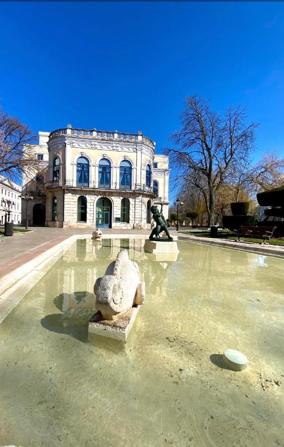 Apartamento Turistico Plaza Mayor Burgo 외부 사진