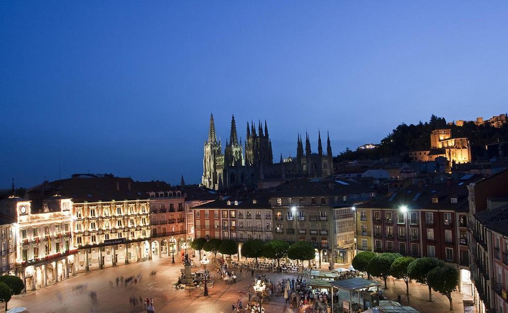 Apartamento Turistico Plaza Mayor Burgo 외부 사진